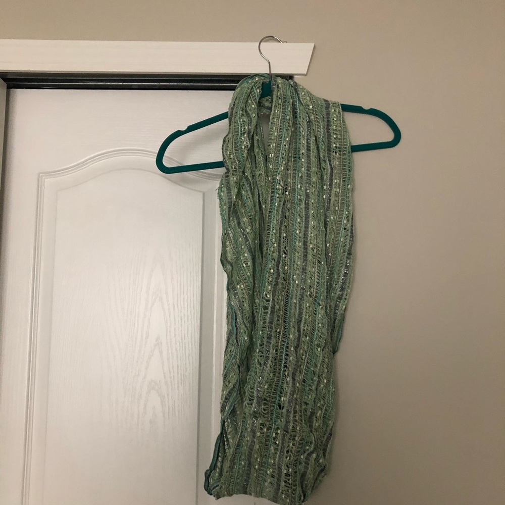 Circle scarf